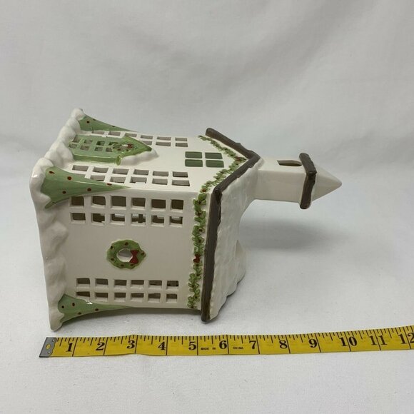 Partylite - P91137 Village Square Chapel Fragrance Warmer - Picture 8 of 12